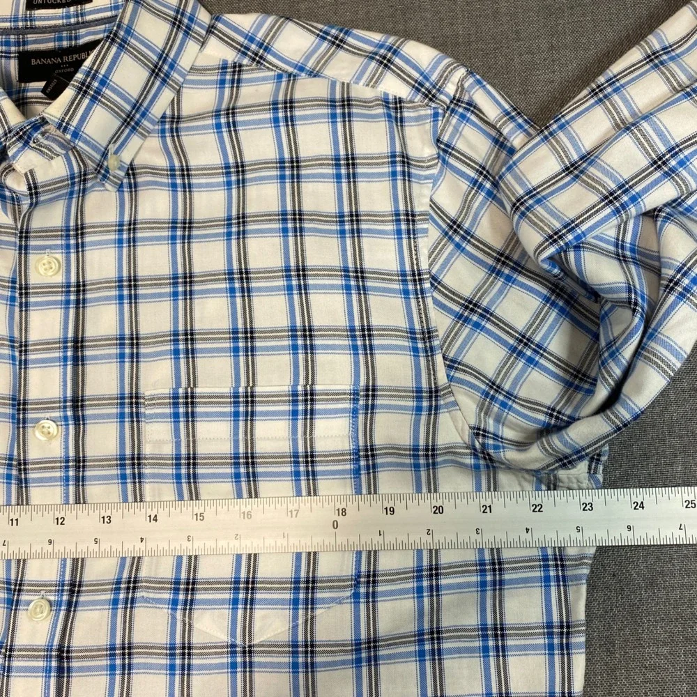 Banana Republic Mens Large Untucked Fit Oxford Shirt Blue Plaid Cotton